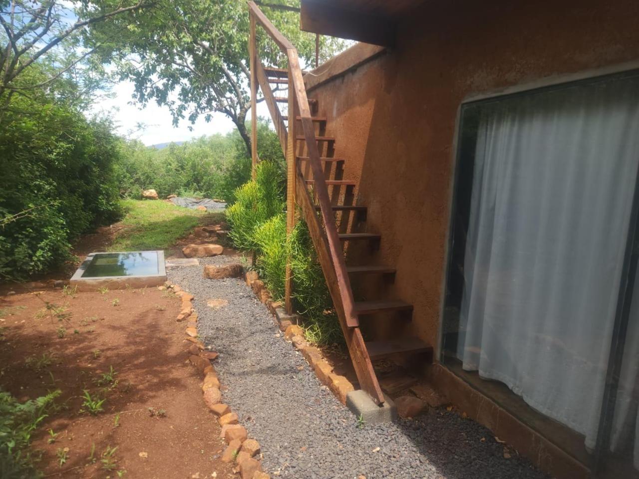 Hartbeest Bush Lodge 4 Hartbeespoort Esterno foto